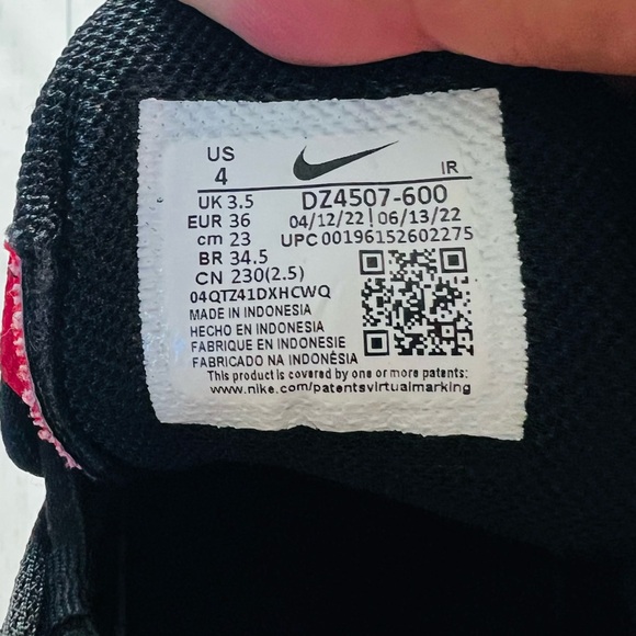 Nike Air Max Plus Bred Reflective Black Red Running Shoes - Picture 9 of 9